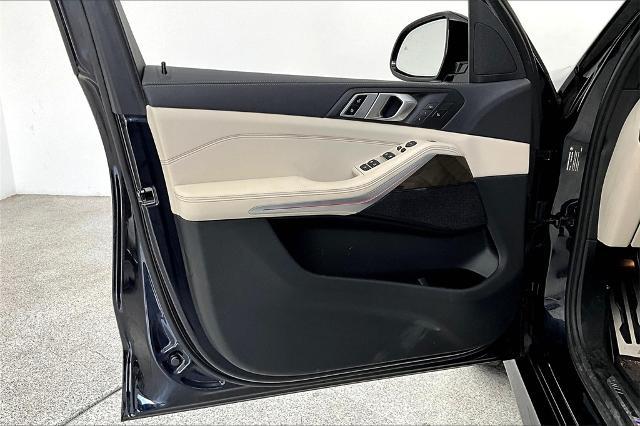 2022 BMW X5 xDrive40i Vehicle Photo in Grapevine, TX 76051