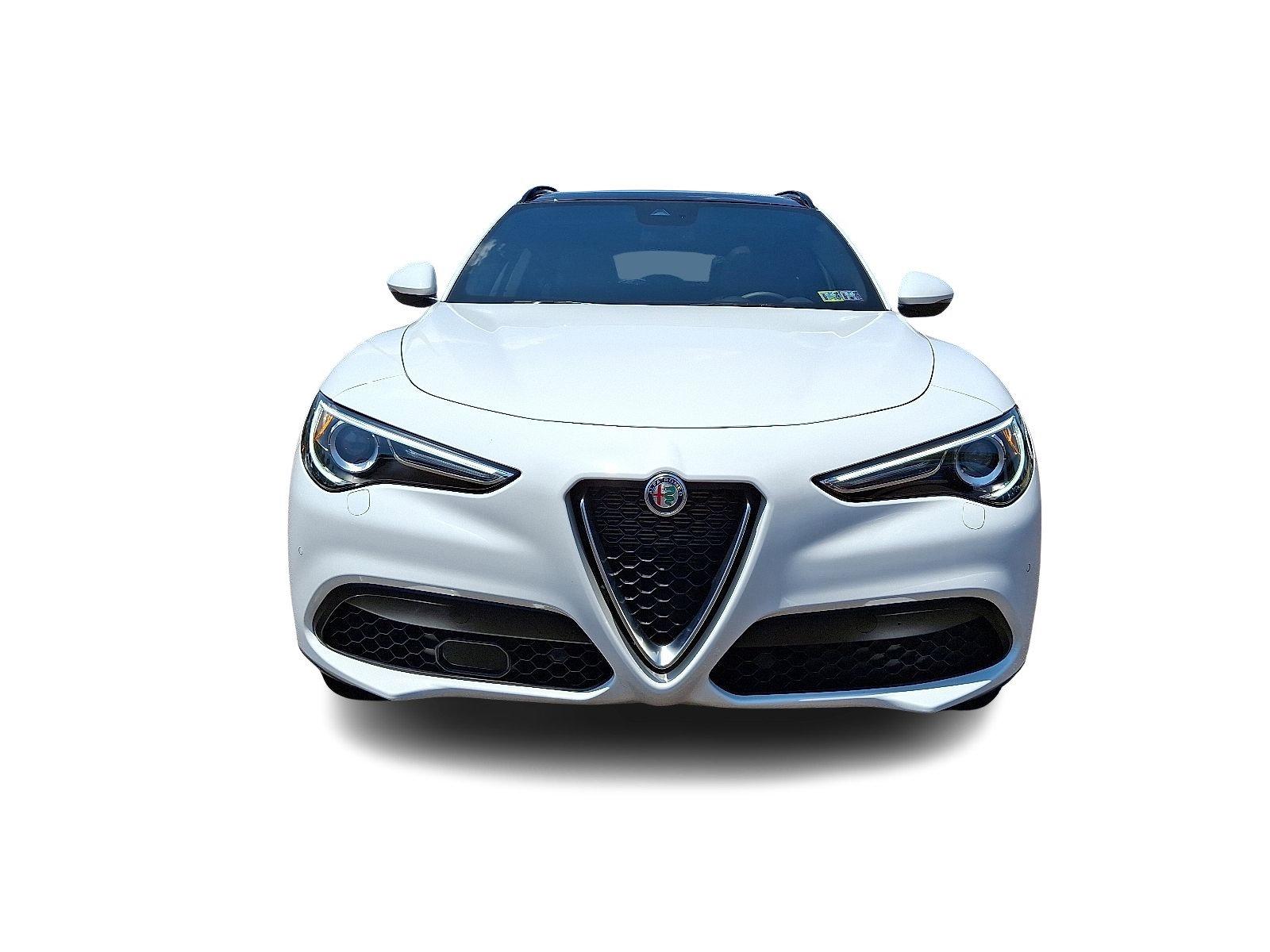 2022 Alfa Romeo Stelvio Vehicle Photo in Willow Grove, PA 19090