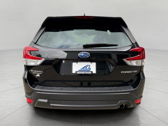 2022 Subaru Forester Vehicle Photo in Appleton, WI 54914