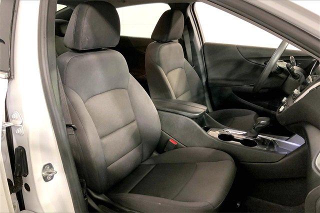 2023 Chevrolet Malibu Vehicle Photo in KANSAS CITY, MO 64114-4502