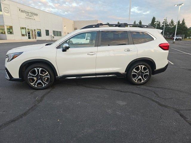 2023 Subaru Ascent Vehicle Photo in Harrisburg, PA 17111-1033