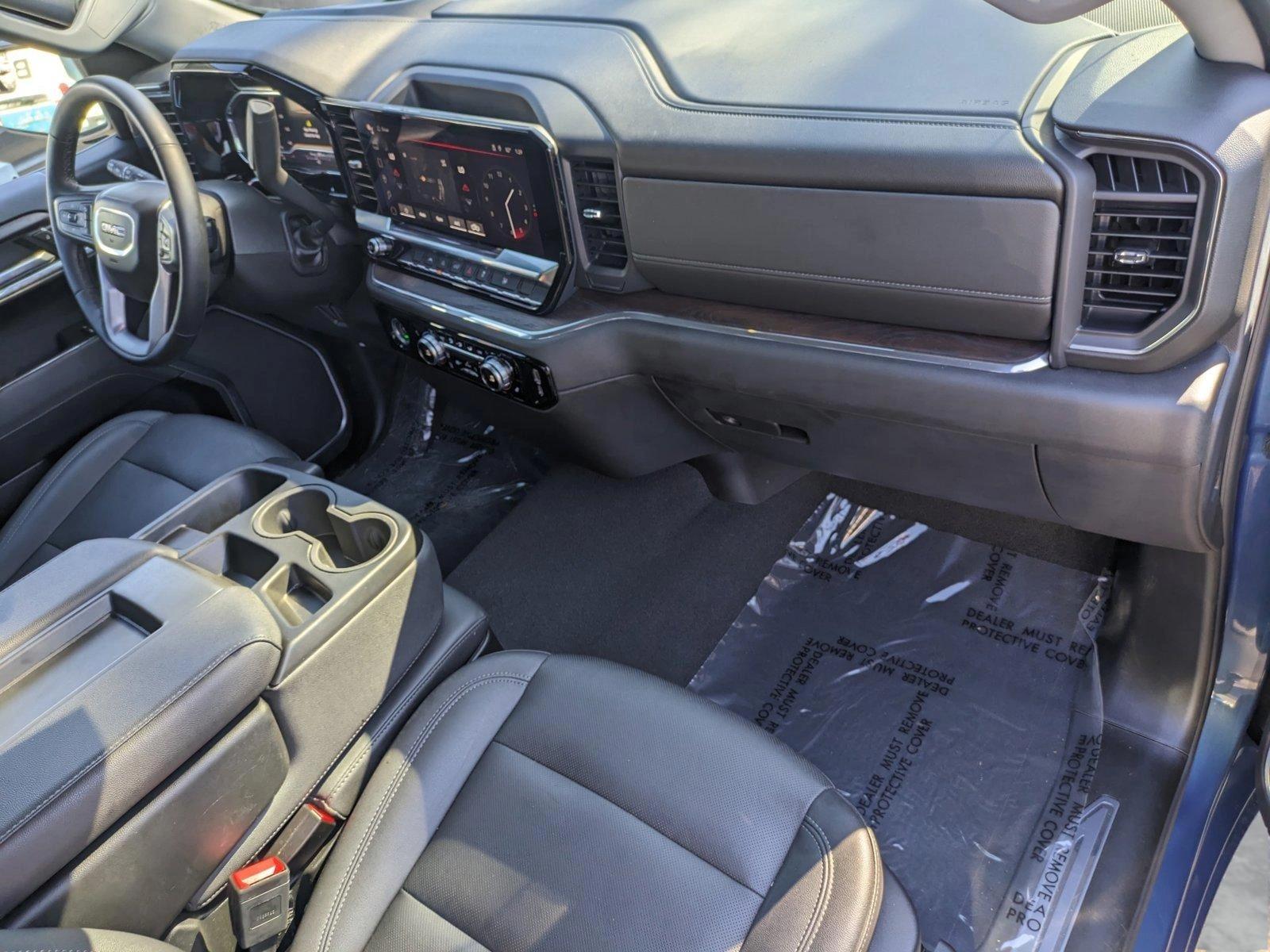 2024 GMC Sierra 1500 Vehicle Photo in Bradenton, FL 34207