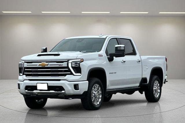 2025 Chevrolet Silverado 2500 HD Vehicle Photo in RIVERSIDE, CA 92504-4106