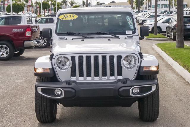 2023 Jeep Gladiator Vehicle Photo in VENTURA, CA 93003-8585