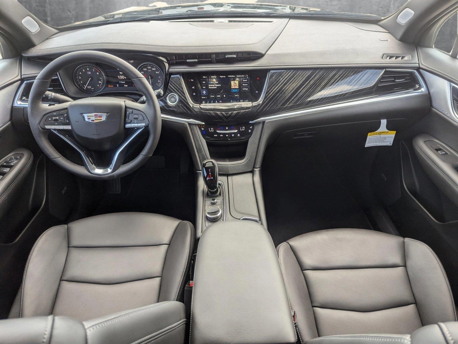 2024 Cadillac XT6 Vehicle Photo in CORPUS CHRISTI, TX 78412-4902