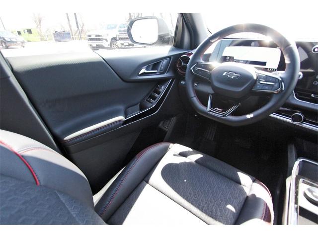 2025 Chevrolet Equinox Vehicle Photo in ROSENBERG, TX 77471-5675