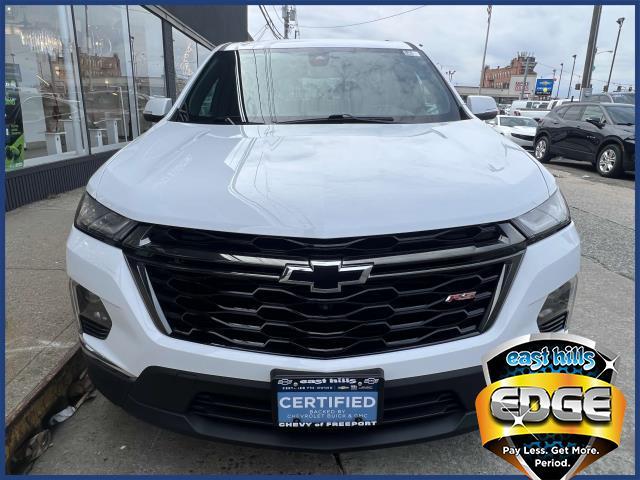 Used 2022 Chevrolet Traverse RS with VIN 1GNEVJKWXNJ127068 for sale in Freeport, NY