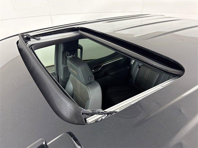 2025 Chevrolet Silverado 1500 Vehicle Photo in PUYALLUP, WA 98371-4149