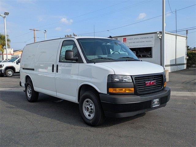 2025 GMC Savana Cargo 2500 Vehicle Photo in PASADENA, CA 91107-3803