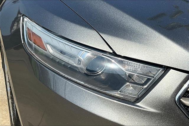 2013 Ford Taurus Vehicle Photo in Houston, TX 77007
