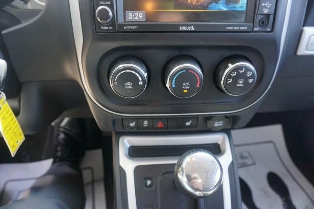 2017 Jeep Compass Vehicle Photo in FAIRMONT, WV 26554-2318