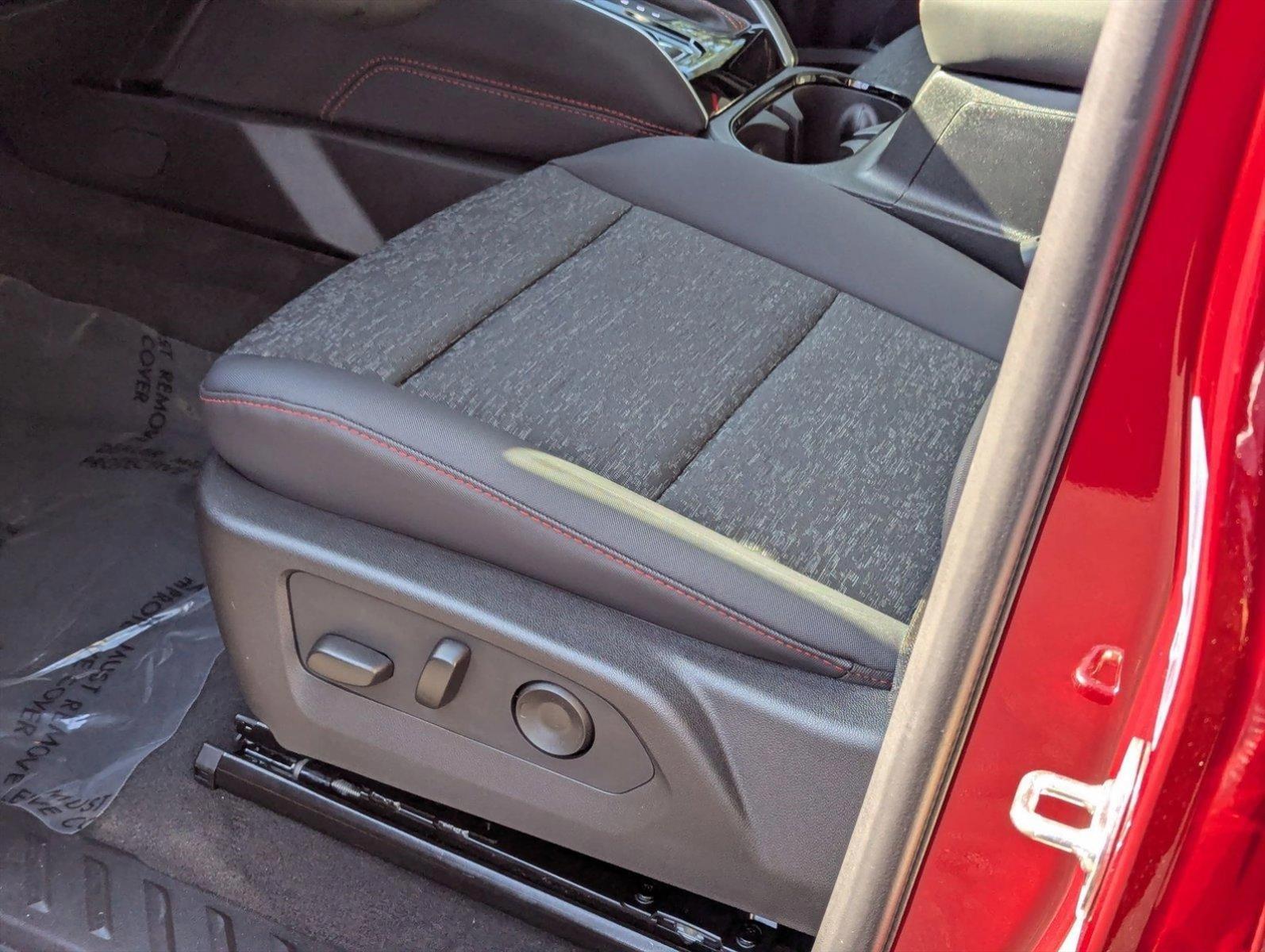 2025 Chevrolet Colorado Vehicle Photo in GREENACRES, FL 33463-3207