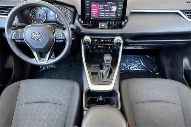 2022 Toyota RAV4 Vehicle Photo in ELK GROVE, CA 95757-8703