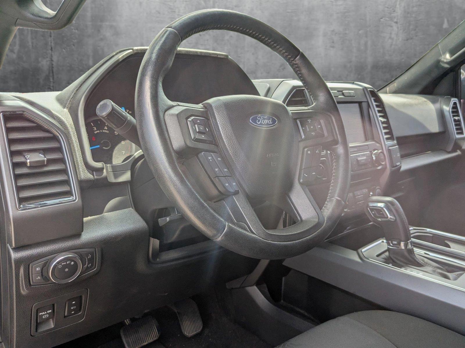 2018 Ford F-150 Vehicle Photo in St. Petersburg, FL 33713
