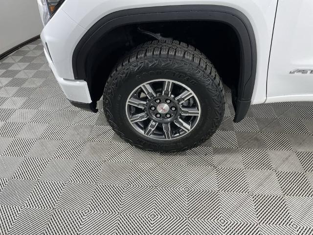 2024 GMC Sierra 1500 Vehicle Photo in GILBERT, AZ 85297-0402