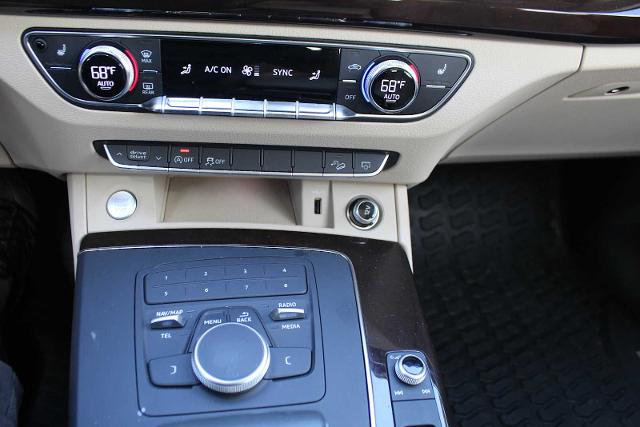 2019 Audi Q5 Vehicle Photo in HOUSTON, TX 77090
