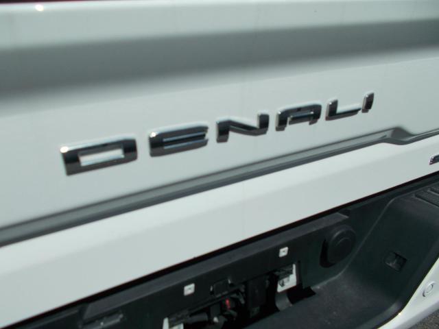 2020 GMC Sierra 3500 HD Vehicle Photo in LOWELL, MA 01852-4336