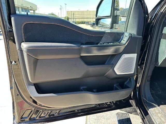 2024 Ford Super Duty F-250 SRW Vehicle Photo in San Antonio, TX 78230