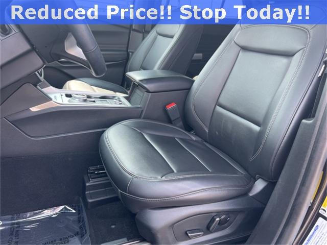 2023 Ford Explorer Vehicle Photo in GREEN BAY, WI 54304-5303