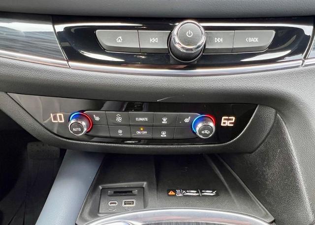 2022 Buick Enclave Vehicle Photo in EFFINGHAM, IL 62401-2832