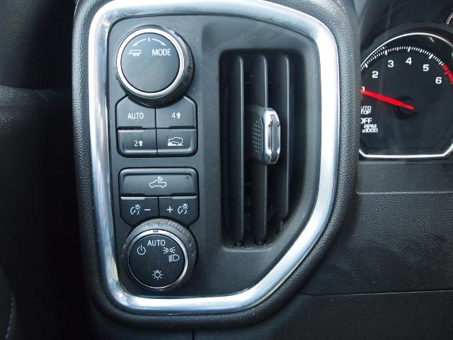 2022 Chevrolet Silverado 1500 LTD Vehicle Photo in MADISON, IN 47250-1611