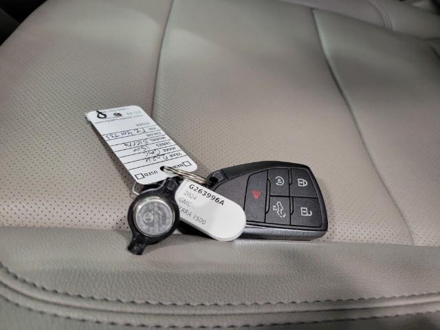 2024 GMC Sierra 1500 Vehicle Photo in MANITOWOC, WI 54220-5838