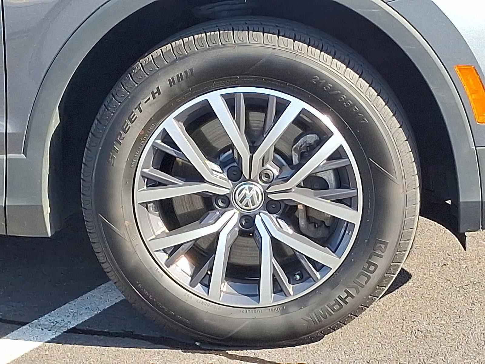 2021 Volkswagen Tiguan Vehicle Photo in Harrisburg, PA 17111