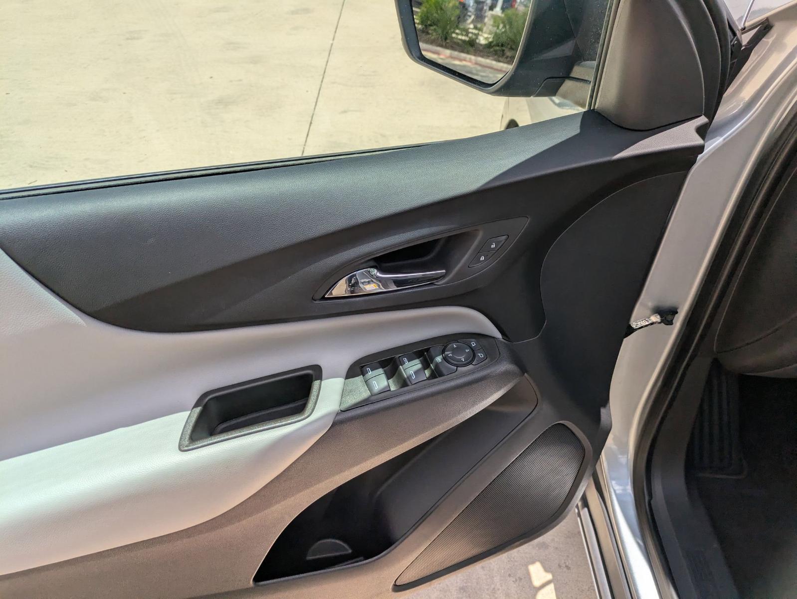 2023 Chevrolet Equinox Vehicle Photo in SELMA, TX 78154-1460