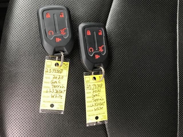 2020 GMC Terrain Vehicle Photo in GREEN BAY, WI 54303-3330