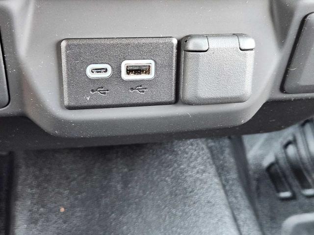 2025 Chevrolet Silverado 1500 Vehicle Photo in DENTON, TX 76210-9321