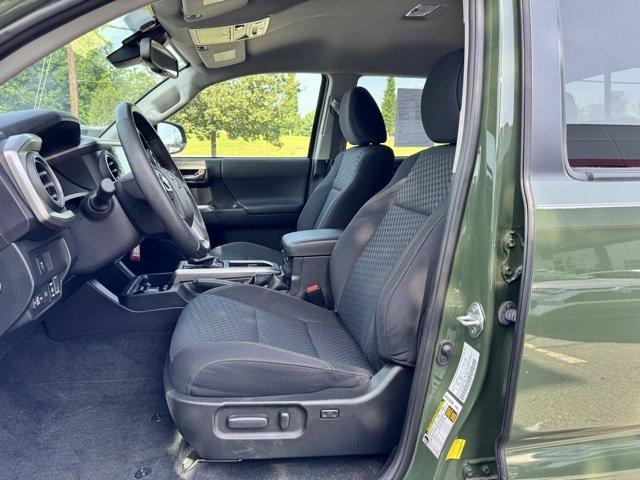 2021 Toyota Tacoma 4WD Vehicle Photo in Flemington, NJ 08822