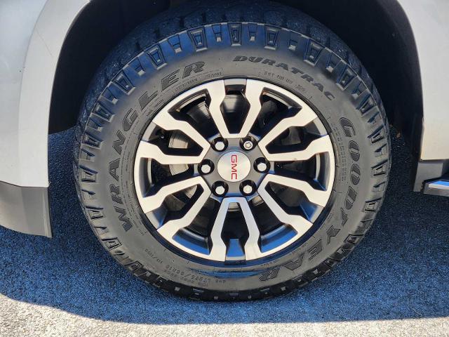 2017 GMC Yukon Vehicle Photo in DENTON, TX 76210-9321
