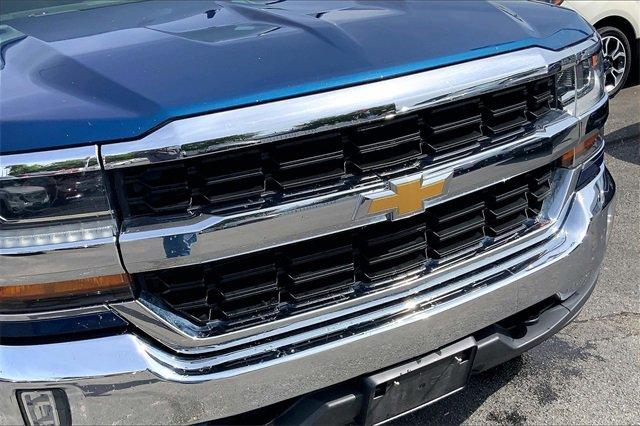2018 Chevrolet Silverado 1500 Vehicle Photo in INDEPENDENCE, MO 64055-1377