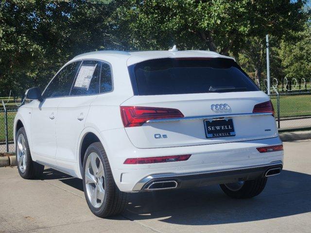 2025 Audi Q5 Vehicle Photo in HOUSTON, TX 77090