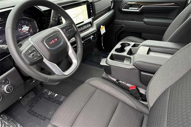 2025 GMC Sierra 1500 Vehicle Photo in ELK GROVE, CA 95757-8703