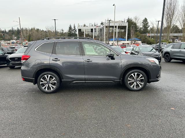 2022 Subaru Forester Limited photo 4