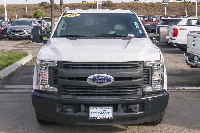 2019 Ford Super Duty F-350 SRW Vehicle Photo in VENTURA, CA 93003-8585