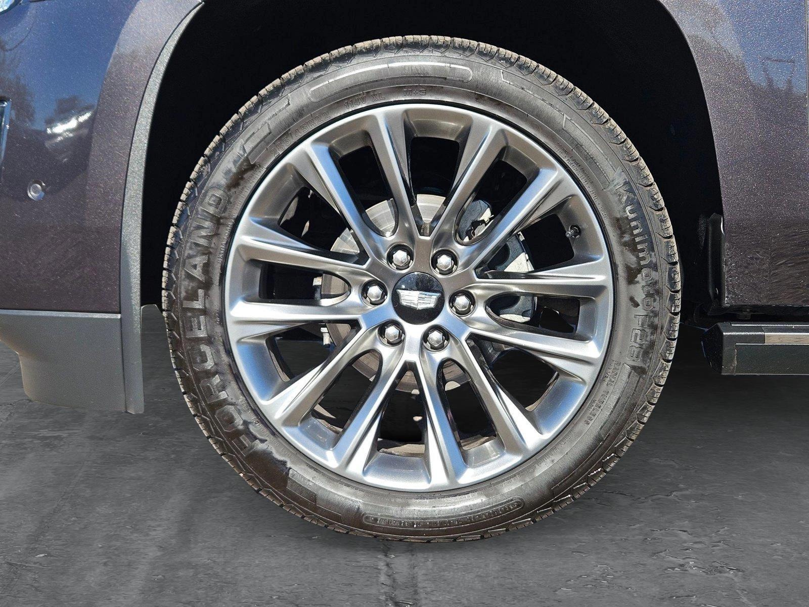 2018 Cadillac Escalade ESV Vehicle Photo in PEORIA, AZ 85382-3715