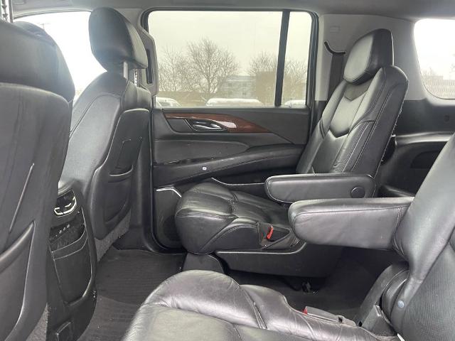 2019 Cadillac Escalade ESV Vehicle Photo in BEACHWOOD, OH 44122-4298