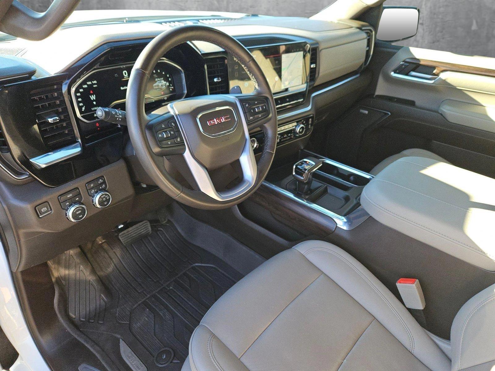 2023 GMC Sierra 1500 Vehicle Photo in MESA, AZ 85206-4395