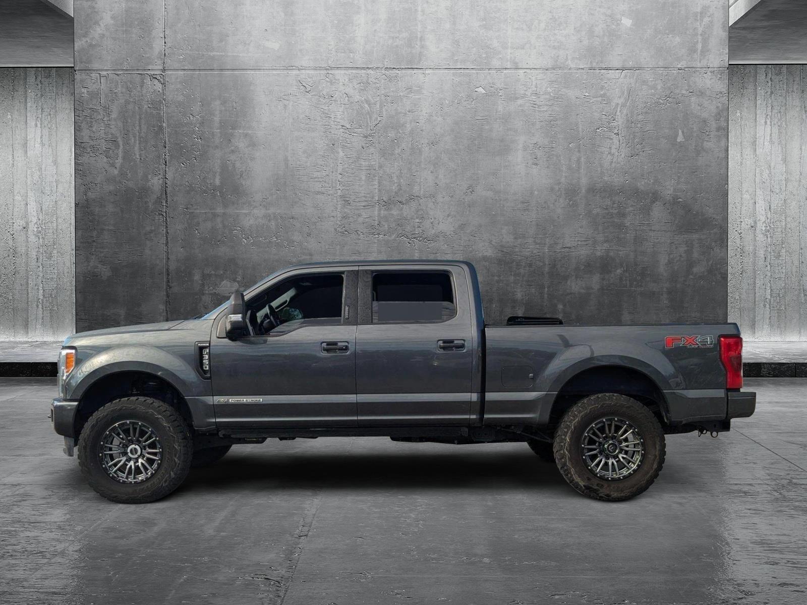 2019 Ford Super Duty F-350 SRW Vehicle Photo in St. Petersburg, FL 33713