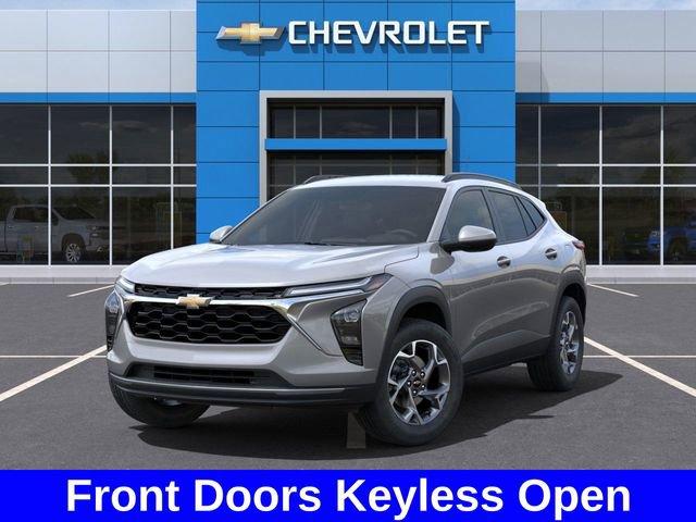 2025 Chevrolet Trax Vehicle Photo in BROCKTON, MA 02301-7113
