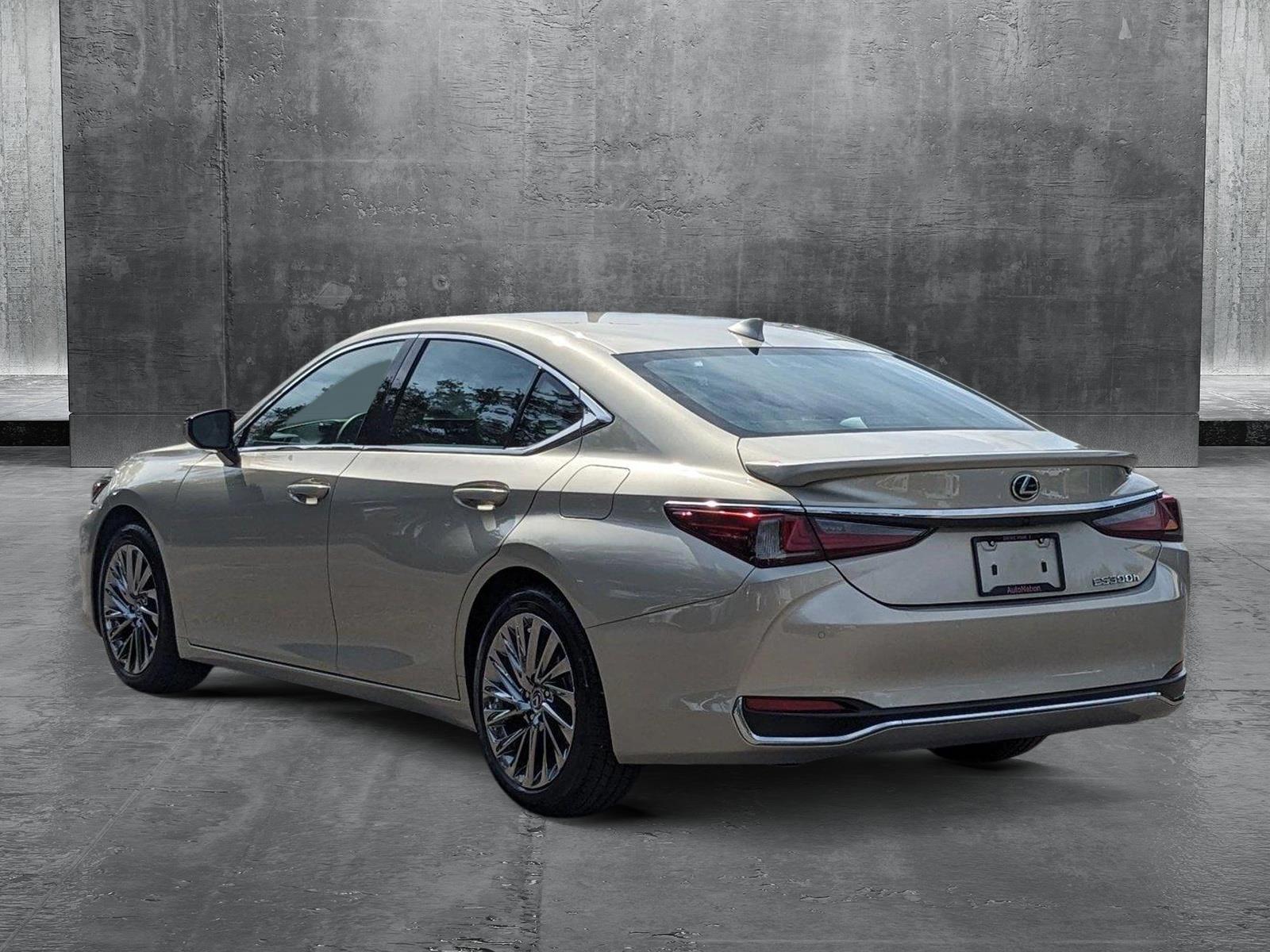 2024 Lexus ES 300h Vehicle Photo in Tampa, FL 33614