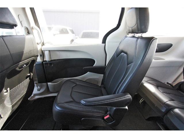 2023 Chrysler Pacifica Vehicle Photo in ROSENBERG, TX 77471