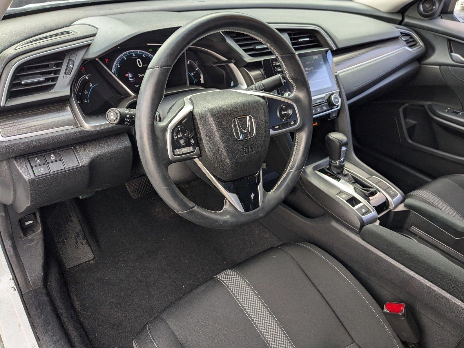 2019 Honda Civic Sedan Vehicle Photo in VALENCIA, CA 91355-1705