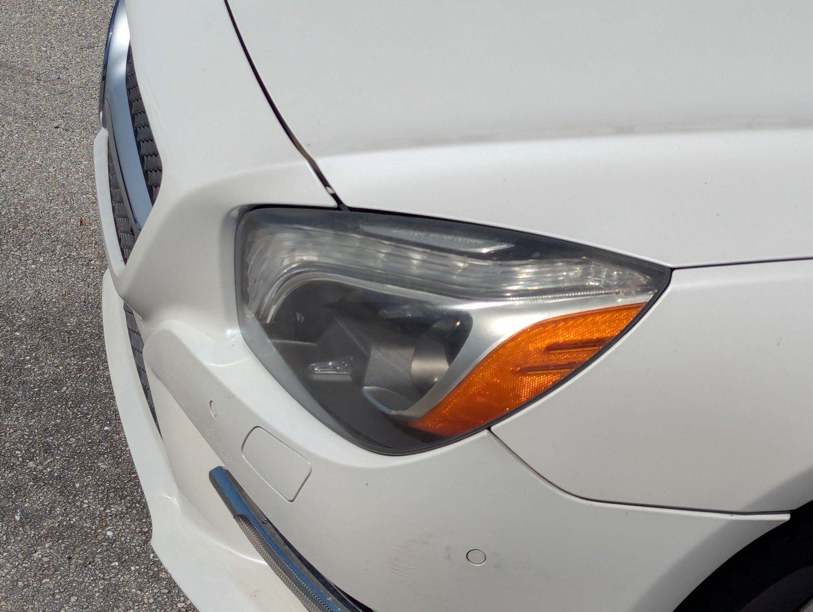 2015 Mercedes-Benz SL-Class Vehicle Photo in Delray Beach, FL 33444