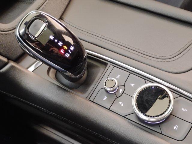 2025 Cadillac XT6 Vehicle Photo in PINEVILLE, NC 28134-8495