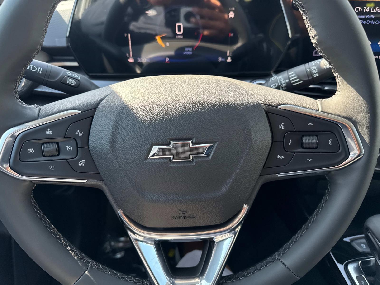 2025 Chevrolet Trax Vehicle Photo in LOS ANGELES, CA 90007-3794
