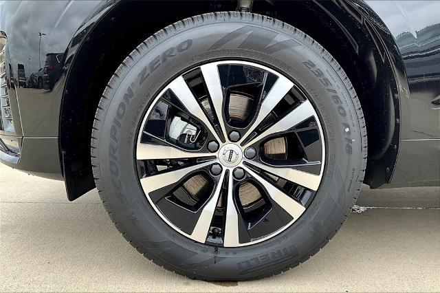 2025 Volvo XC60 Vehicle Photo in Grapevine, TX 76051