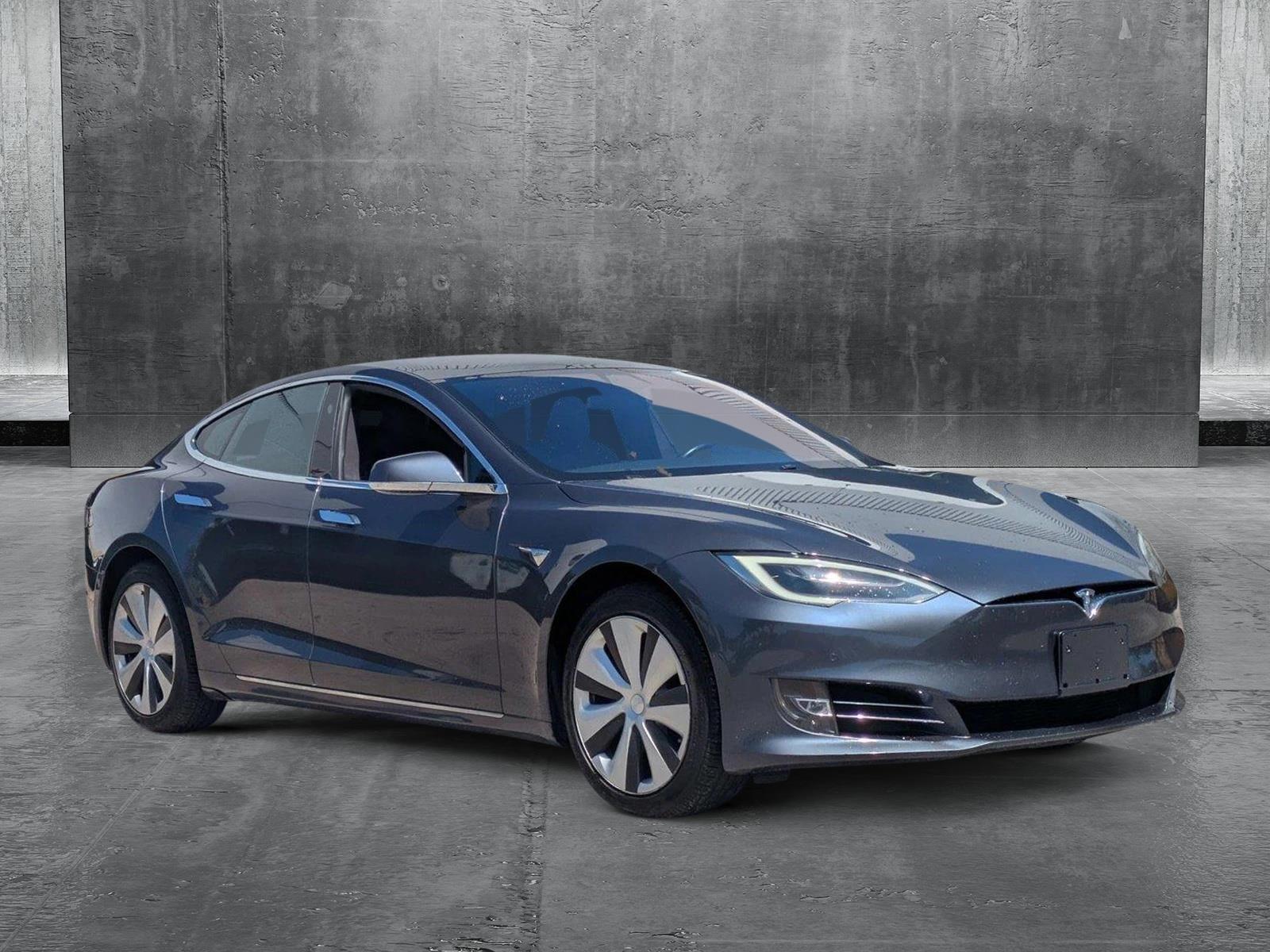 2020 Tesla Model S Vehicle Photo in GREENACRES, FL 33463-3207